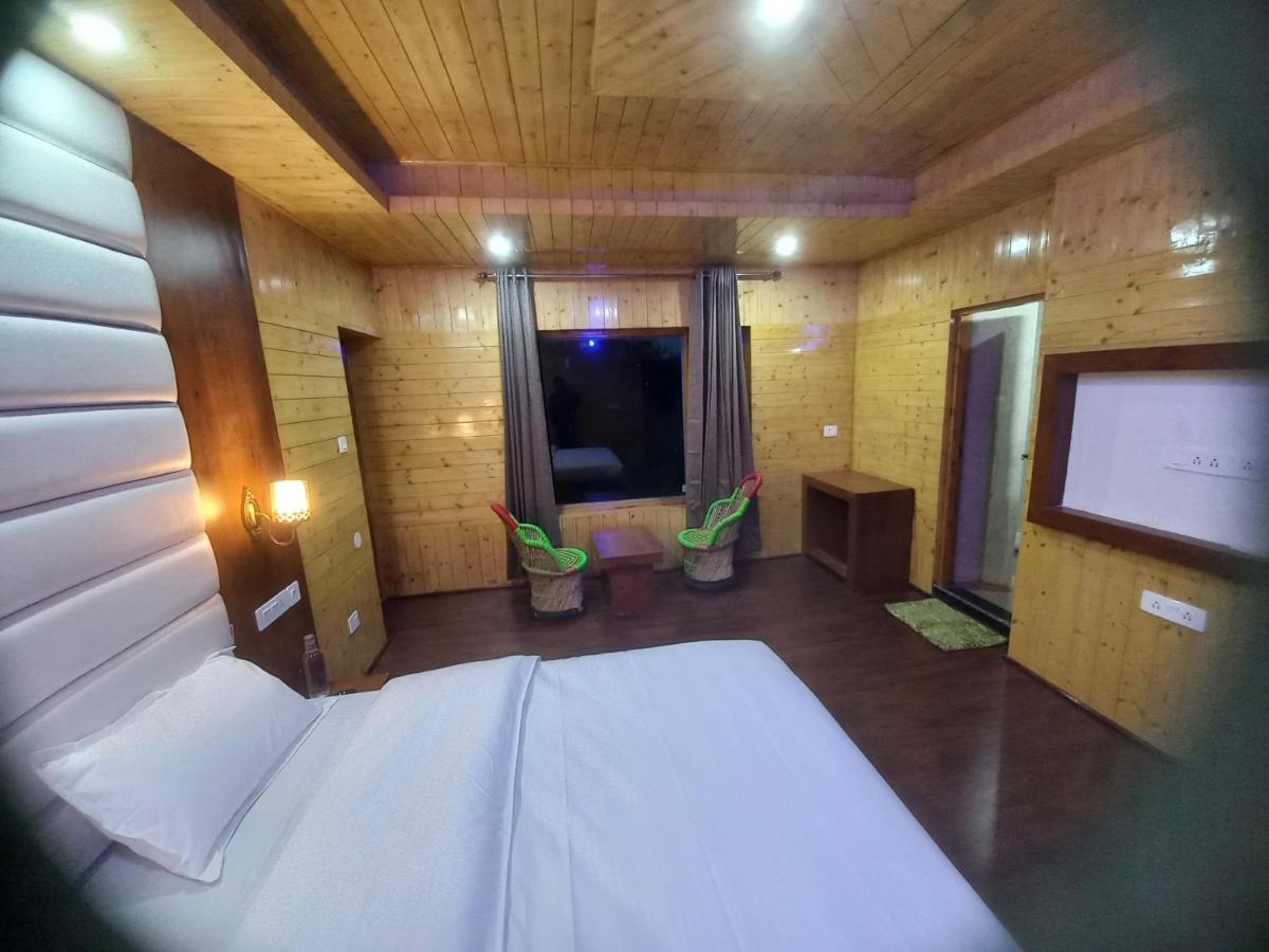Humble Holiday Inn Kufri Simla Shimla Exterior photo