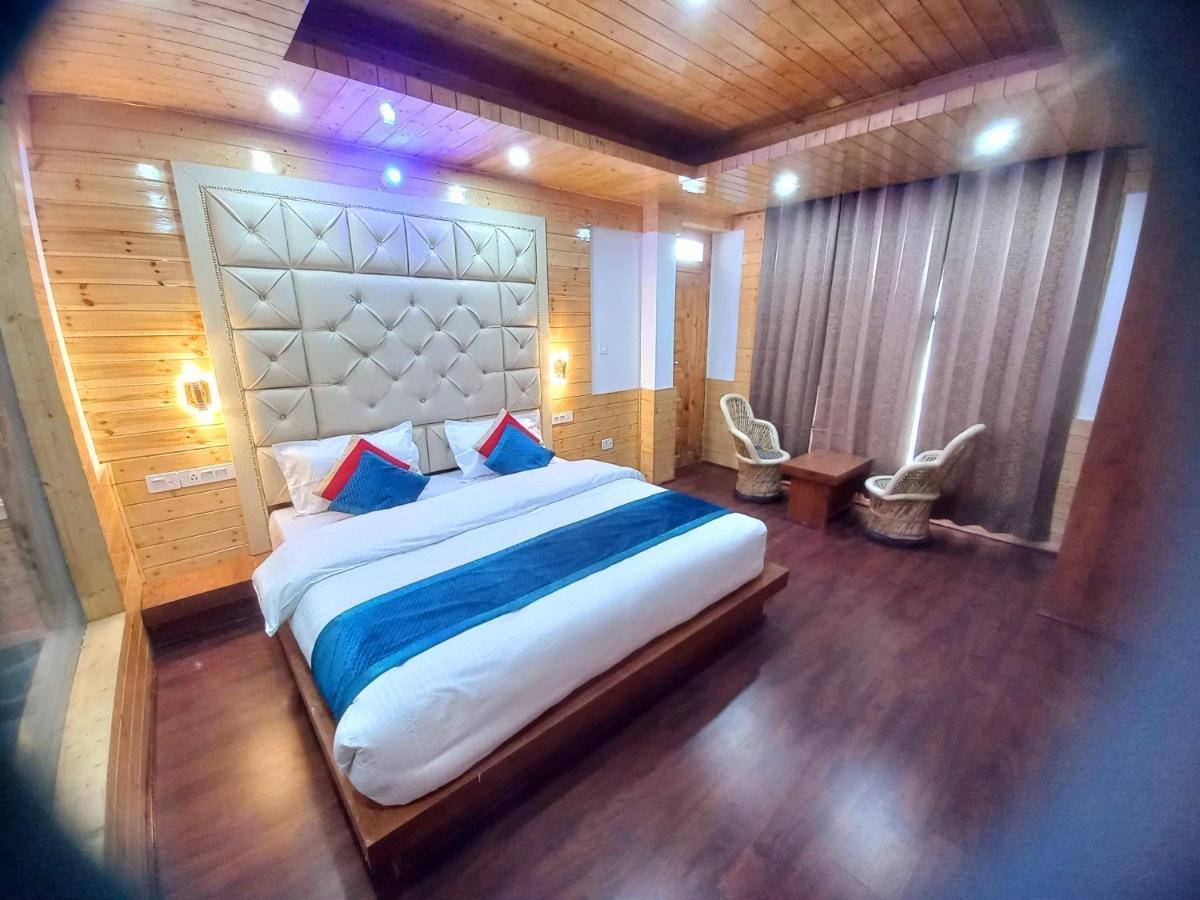 Humble Holiday Inn Kufri Simla Shimla Exterior photo